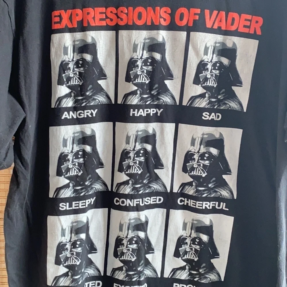 STARS WARS DARK VADER EXPRESSIONS OF VADER GRAPHIC‎ TEE SZ XL - Picture 2 of 4